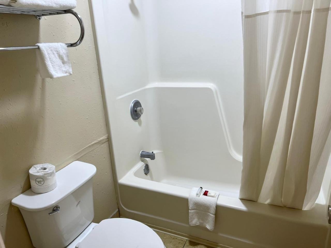 Economy Inn ماكوك المظهر الخارجي الصورة